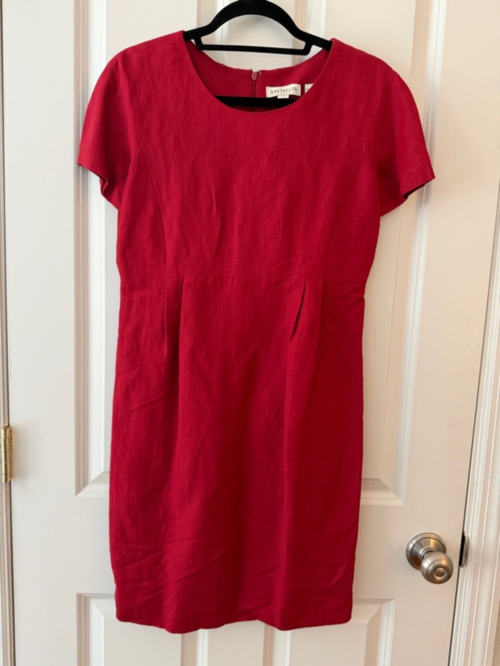Ann Taylor Red Short-Sleeve Dress